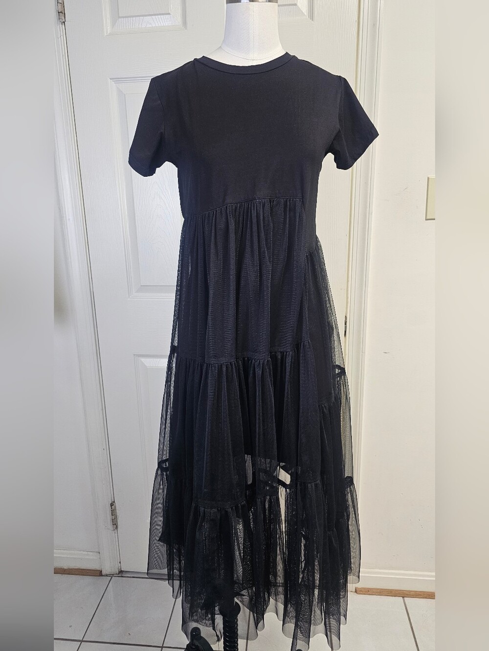 I Studio Black Tee Short Sleeve Tiered Tulle Maxi Dress Size S